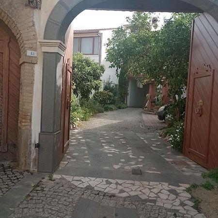 Апартаменты Casa Di Rosy San Sperate Экстерьер фото